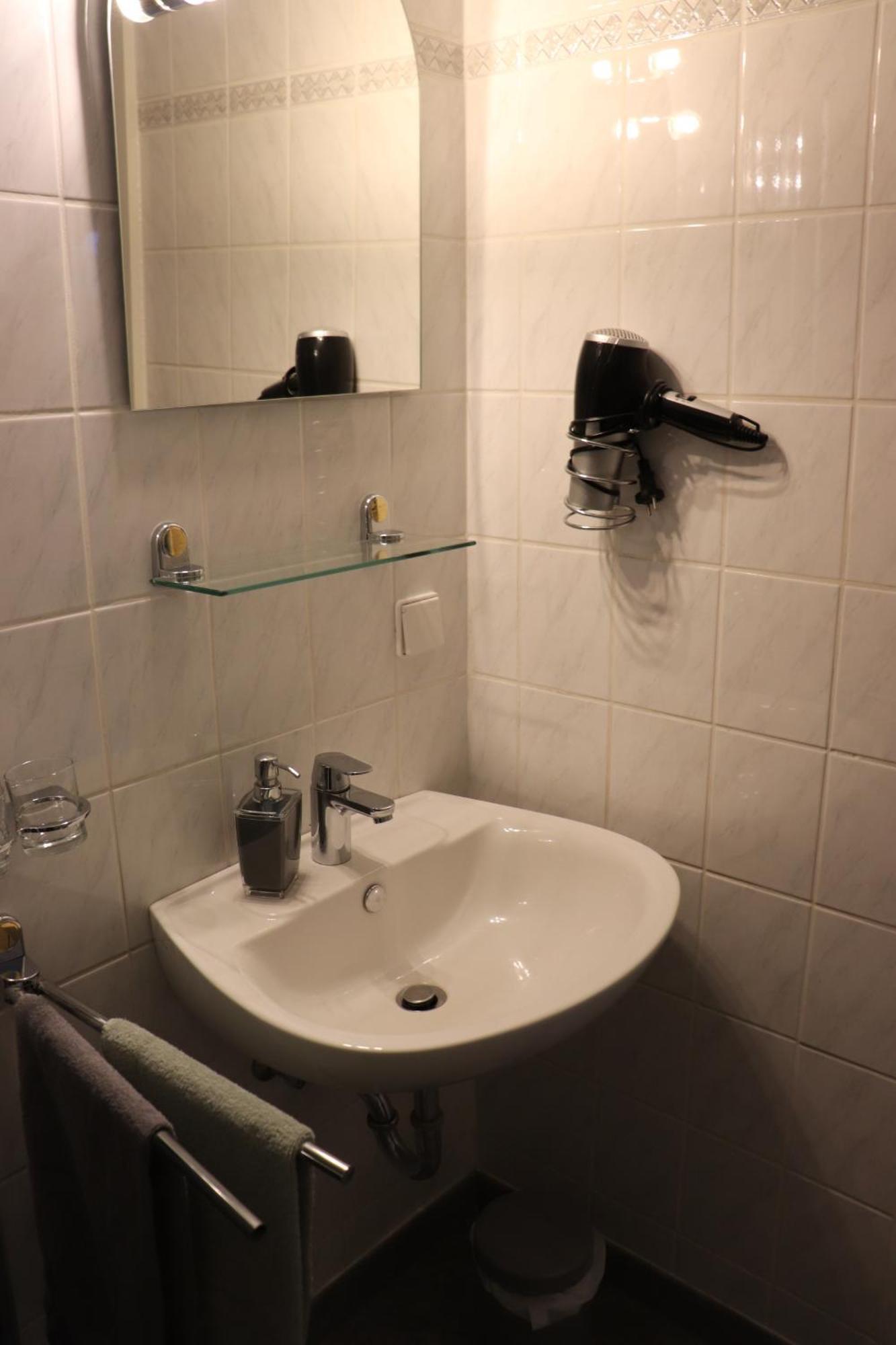 Pension Und Apartment Landhaus Fricke Calden Екстер'єр фото